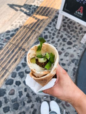 Falafelwrap original at FalafeLand in Santorini