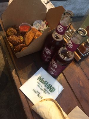 Box and wrap at FalafeLand in Santorini