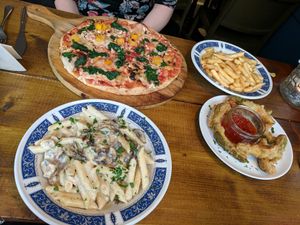 vegan penne al pollo, deep fried avo, vegan blue cheese pizza at Italia Uno in Sheffield