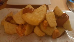 papas bravas at El Maderal in Barcelona