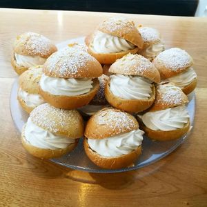 Shrove buns / Laskiaispulla at Cafe & Bakery Mimosa in Tampere
