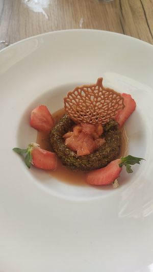 Dessert vegan at La Couleuvrine in Sarlat-la-caneda