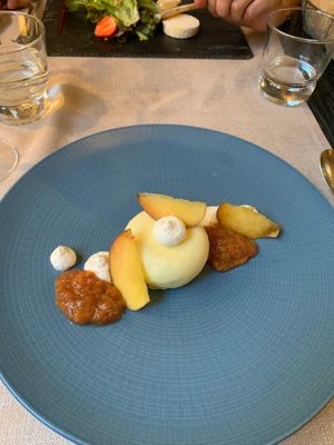 Dessert (vegan Chocolate and Cream) at La Couleuvrine in Sarlat-la-caneda