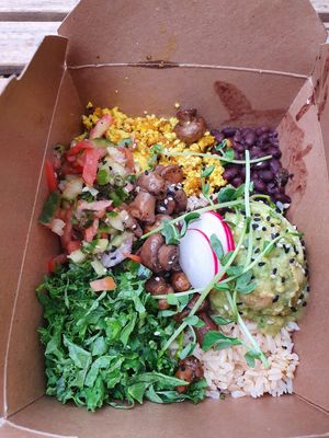 Breakfast bowl at Kupfert & Kim - Spadina in Toronto