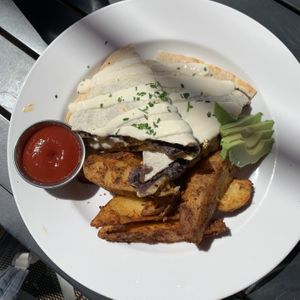 Brunch Crunch at Plant Matter Kitchen in London