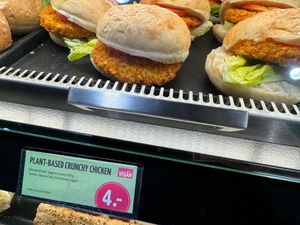 vegan 'chicken' burger (cold) at backWERK - Hauptbahnhof in Dusseldorf