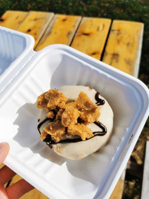 Butterfinger donut at Little Jo Berry's in Ottawa