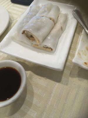 Vegan “scallop” rice rolls at Sun Bo Kong Vegetarian in Vancouver