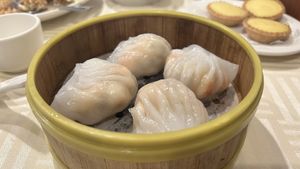 Prawn dumplings - steamed   at Sun Bo Kong Vegetarian in Vancouver