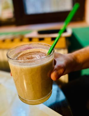 Banana peanutbutter smoothie at Miau in Bucharest