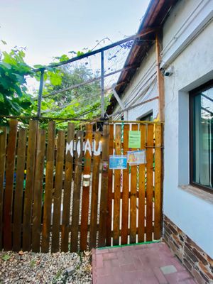 The entrance at Miau in Bucharest