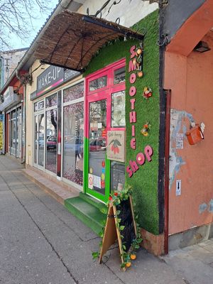  at Smoothie Bar in Nis