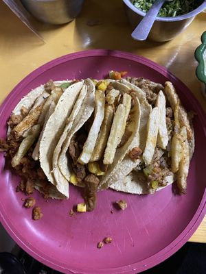 Tacos de alambre, pastor y campechano   at A Darle Que es Taco Vegano - Churubusco in Mexico City
