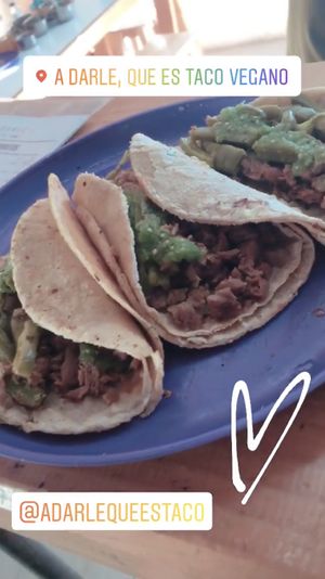 Tacos de bistec ❤️ at A Darle Que es Taco Vegano - Churubusco in Mexico City