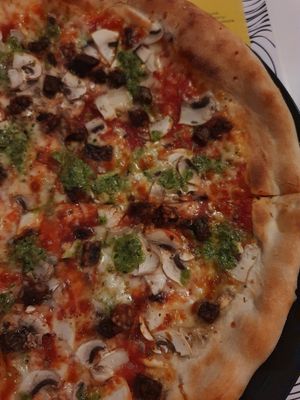 Tempeh pizza ;) at Vege Pizza in Poznan