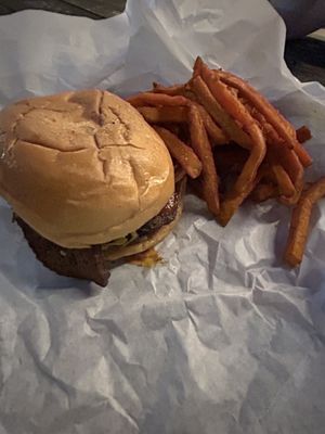   at Arlo's Food Truck - Spider House Cafe in Austin