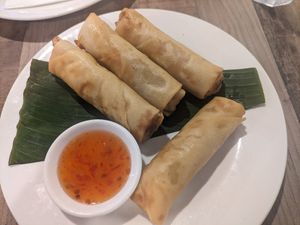 Vegan spring rolls at Cafe Thailand in Cairns