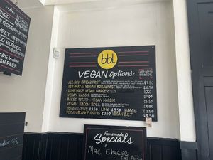 Vegan menue at Breakfast Brunch and Lunch in Edinburgh
