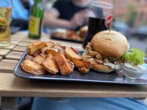 Hades Burger  at Universum in Hannover