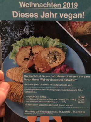 Xmas 2019 offer at Universum in Hannover