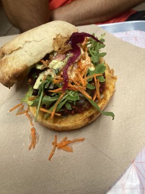 The blossom burger comes with crisps/chips (small portion)  at Caju in Nice