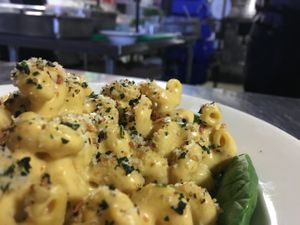 Mac and cheese with Kale chips at Of Roots and Blooms - Pop-up in Portland