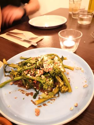 Shiitake puree met brokkolini at WILD in Antwerpen