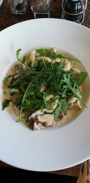 Tortellini ind creamy mushrooms at Geiers Gambrinus in Ganserndorf