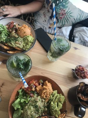 hummus bowls & mojitos at Beats & Burritos in Lagos