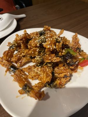 Crispy enoki mushroom with sweet-sour sauce   at Hui Tien Vegetarian in Taipei
