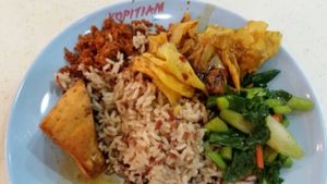 brown rice set with dishes from the buffet selection at Singapore General Hospital - Vegetarian Stall in Central Singapore