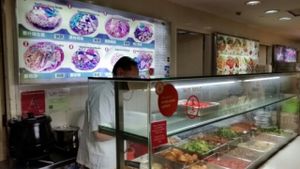 buffet selection and zhi char menu at Singapore General Hospital - Vegetarian Stall in Central Singapore