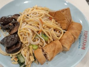 Noodles with mushroom, spring roll and tau kwa at Singapore General Hospital - Vegetarian Stall in Central Singapore