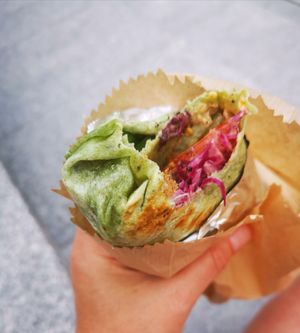 Seitan wrap on the go at Papuvege in Lodz