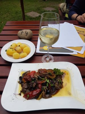 Vegan antipasti with salted potatoes (small portion) at Hinterhoefle in Volkach