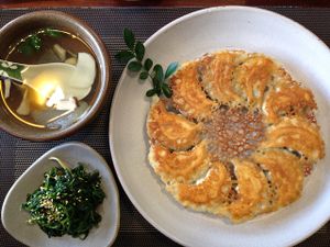 Dumplings filled with cabbage and fennel at Hsia An Chu Vegetarian in Taitung