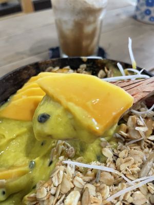 Best smoothie bowl  #Veganuary at La Studio in Hanoi