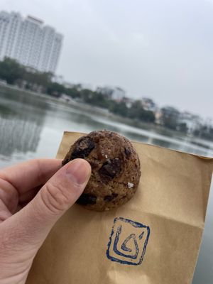 Cookie only 10k and so good  #Veganuary at La Studio in Hanoi