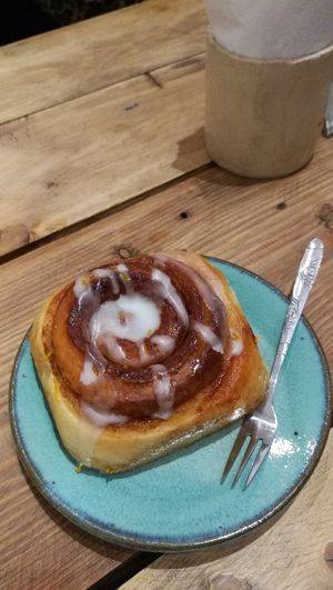 Cinnammon roll at La Studio in Hanoi