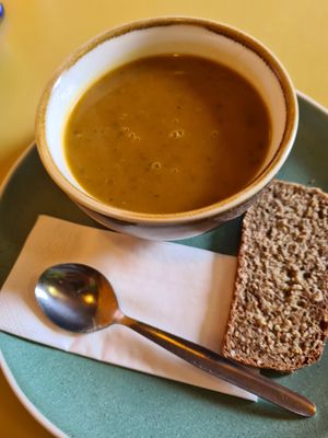  at Joe's Cafe in Lahinch