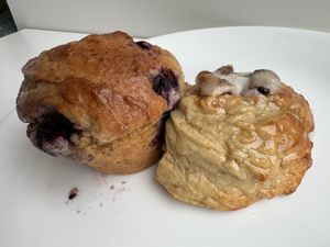 blueberry muffin on left (airy, moist, perfect) Cinnamon bun on right (tough and dense)   at Bashful Banana in Ocean City