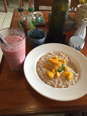 Vegan breakfast at Simple Things in Kampot
