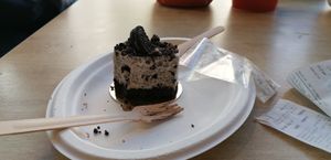 "Oreo" mini-gateau at Vegan Love in Budapest