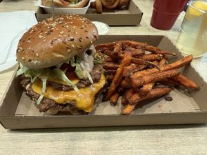 Smash Burger  at Vegan Love in Budapest