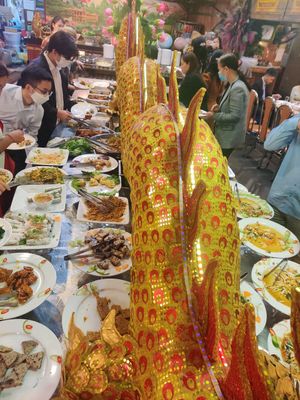 The buffet at An Lac Chay - Hoan Kiem in Hanoi