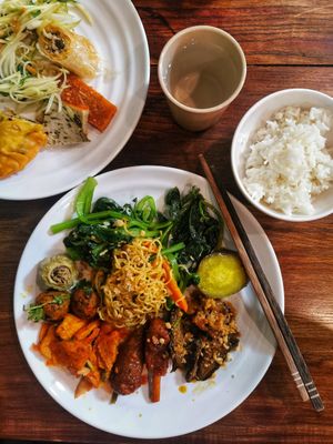 Definitely worth to come here! This is one plate of many that I had here 😍🍽️ at An Lac Chay - Hoan Kiem in Hanoi