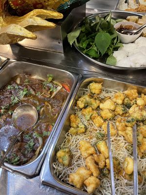Broccoli and beef   at An Lac Chay - Hoan Kiem in Hanoi