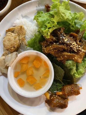 DYI bun cha   at An Lac Chay - Hoan Kiem in Hanoi