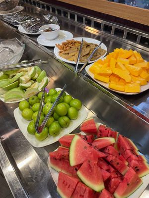 Love the fruits at An Lac Chay - Hoan Kiem in Hanoi