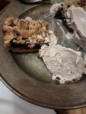 Placek z Wisniami i Lodami  at Apteka in Pittsburgh